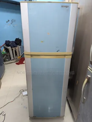 Samsung Silver, As Colour Non Frost Fridge 225 Ltr.