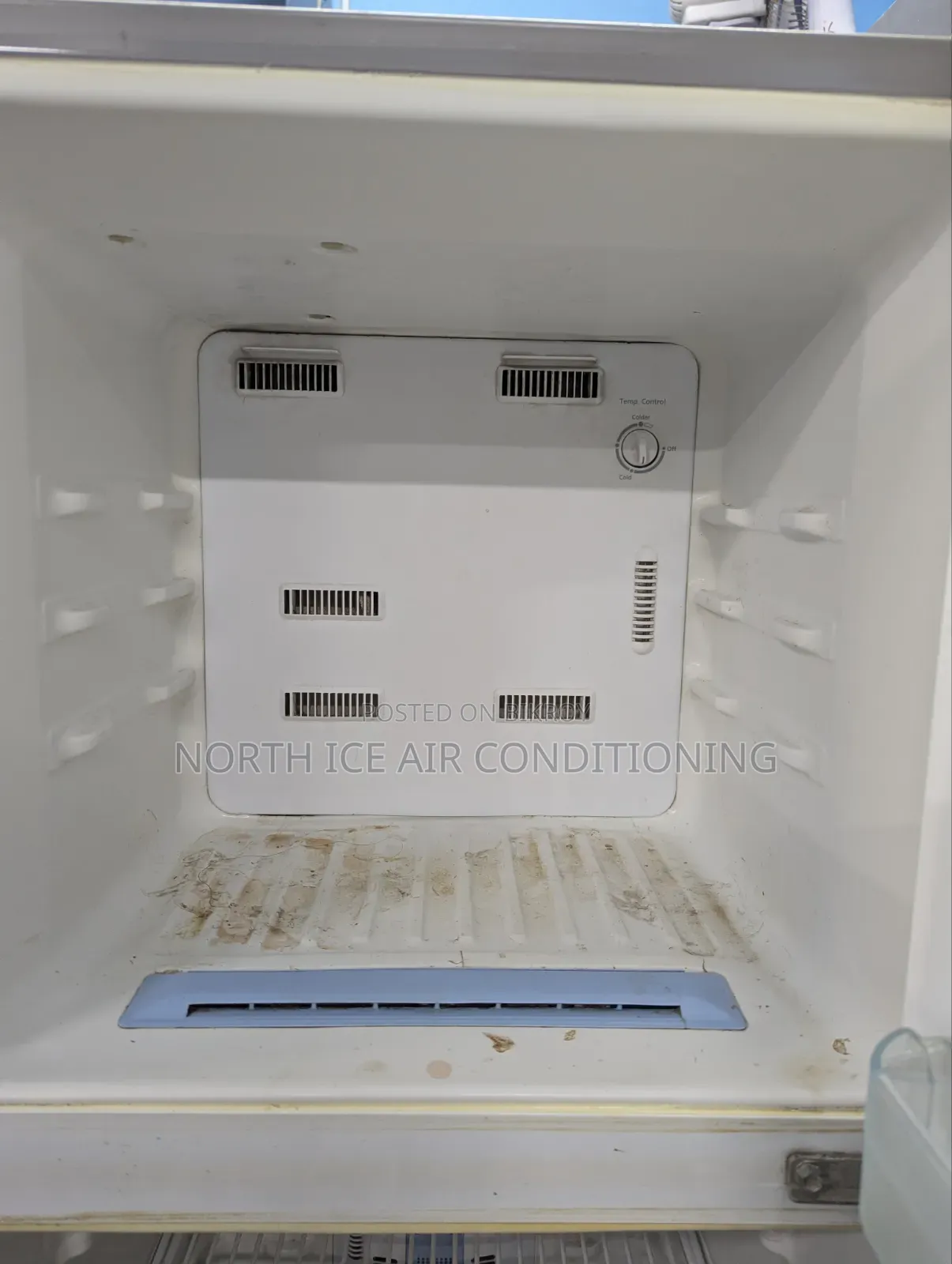 Samsung Silver, As Colour Non Frost Fridge 225 Ltr.