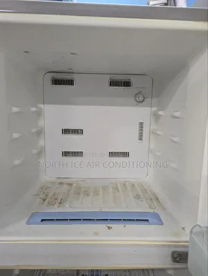 Samsung Silver, As Colour Non Frost Fridge 225 Ltr.