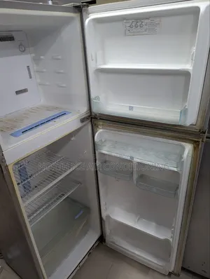 Samsung Silver, As Colour Non Frost Fridge 225 Ltr.