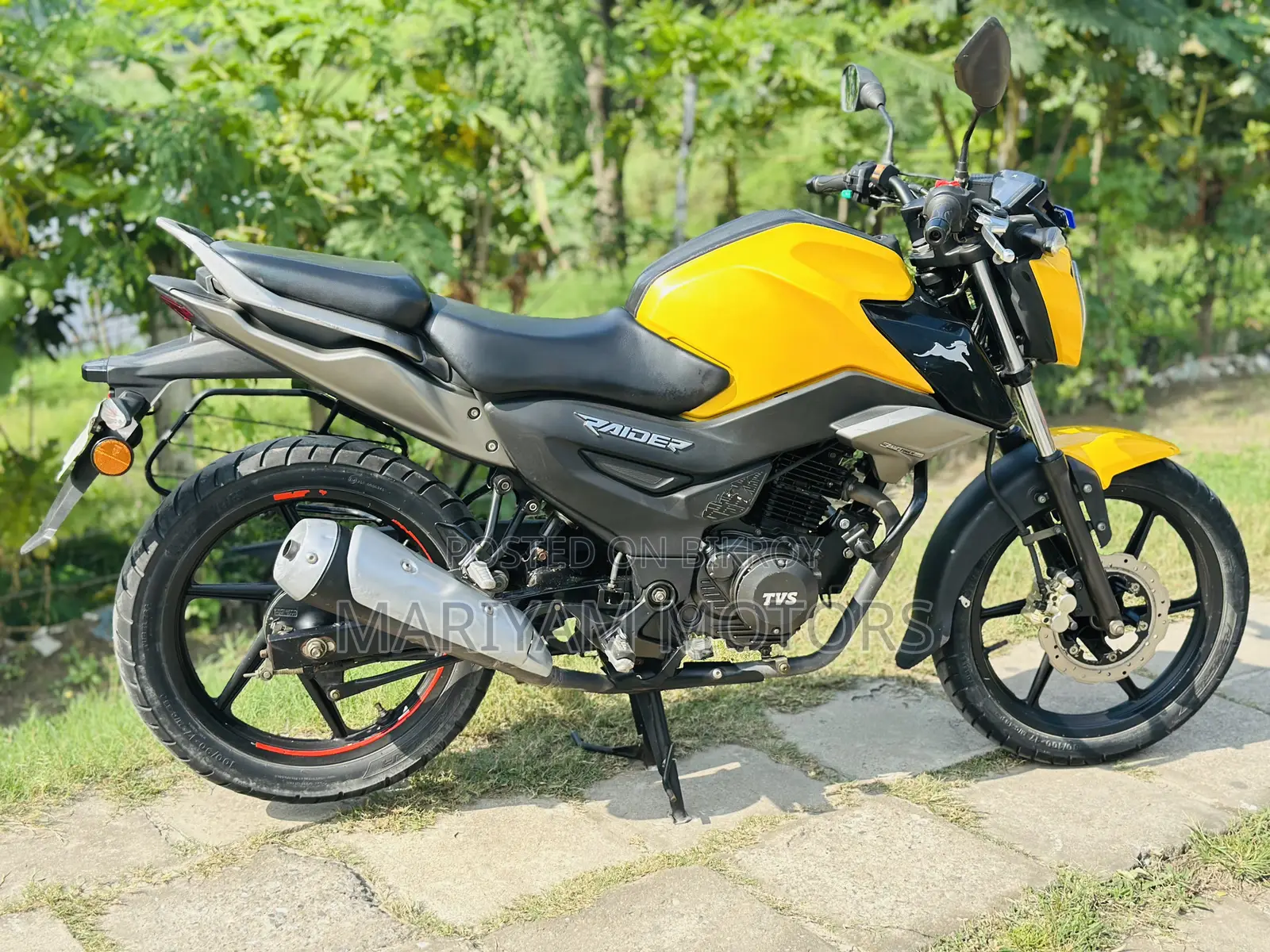 TVS Raider 125 2022 Yellow
