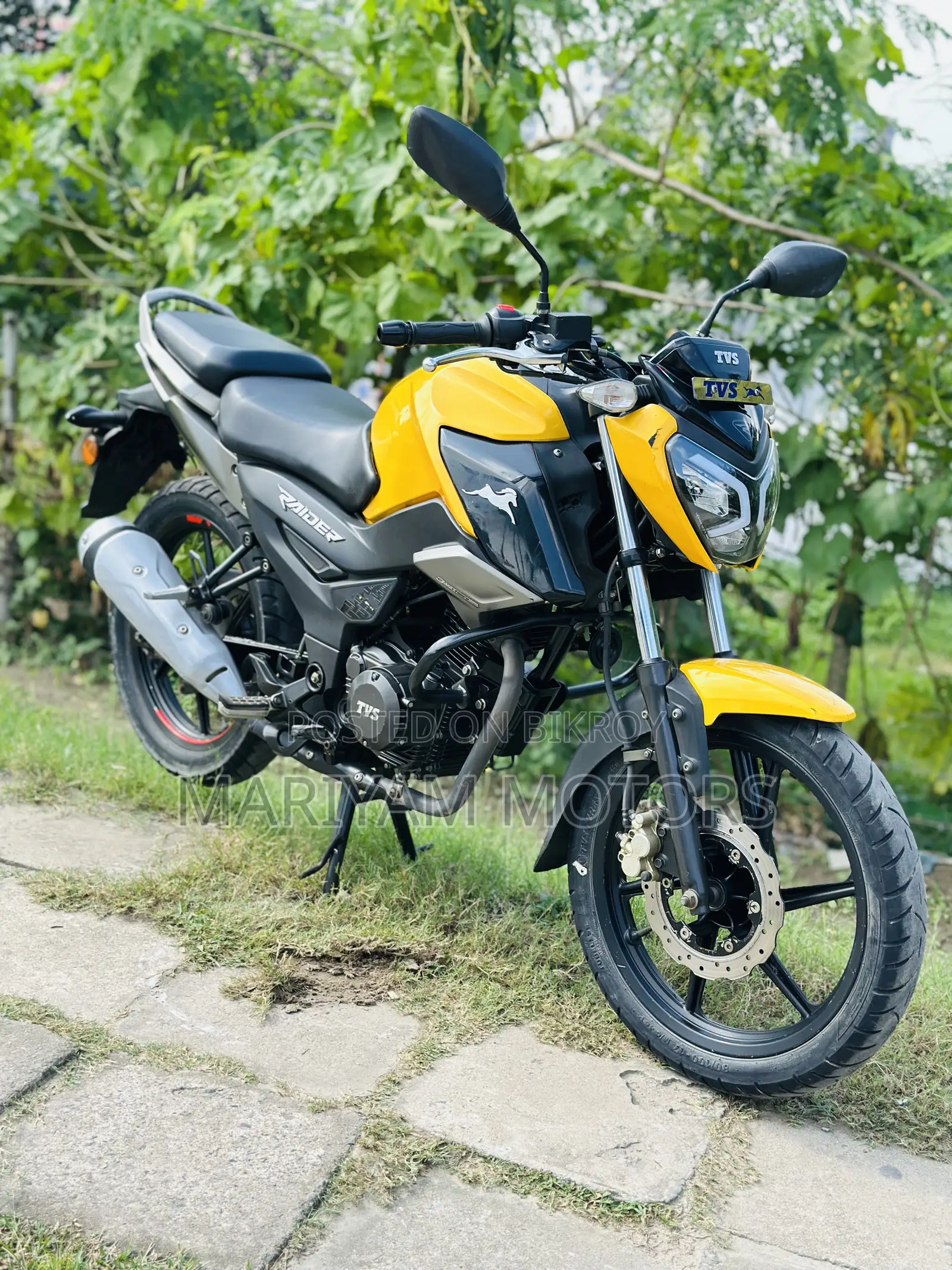 TVS Raider 125 2022 Yellow