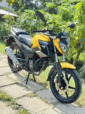 TVS Raider 125 2022 Yellow