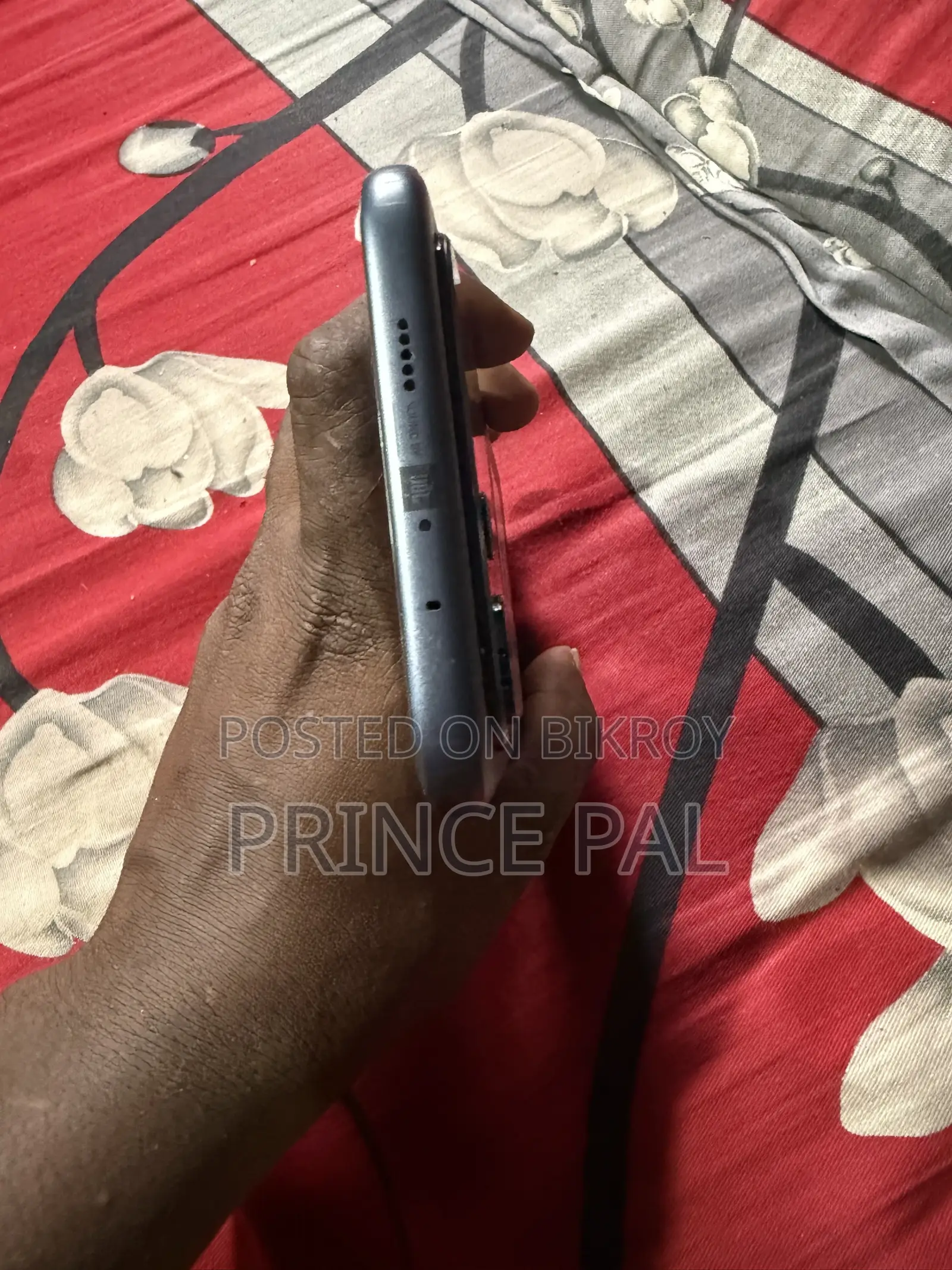 ইনফিনিক্স নোট এজ ২৫৬ জিবি ব্ল্যাক