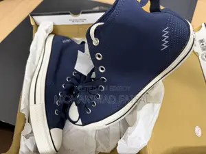 কনভার্স সুইদ লেদার হাই টপ স্নিকার্স