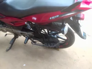 বাজাজ পালসার ১৫০ ২০১৮ ব্ল্যাক