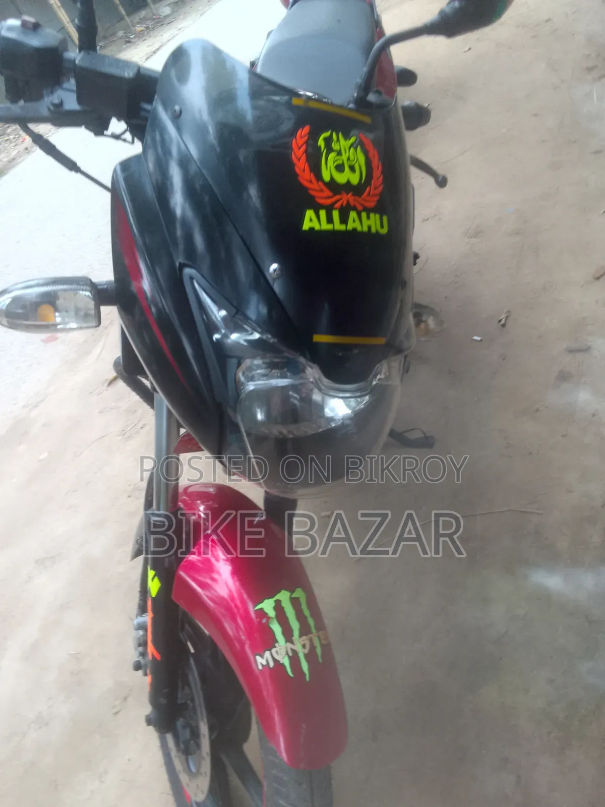 বাজাজ পালসার ১৫০ ২০১৮ ব্ল্যাক