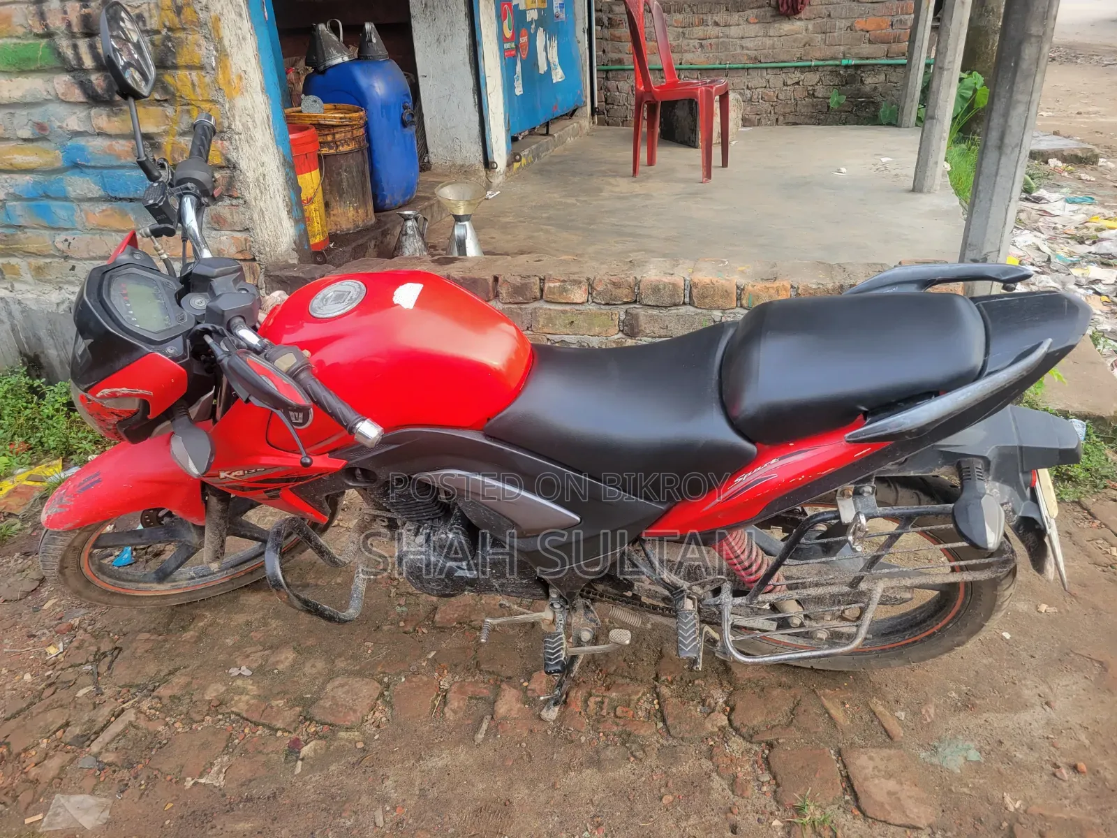 মোটরসাইকেল ২০১৯ লাল
