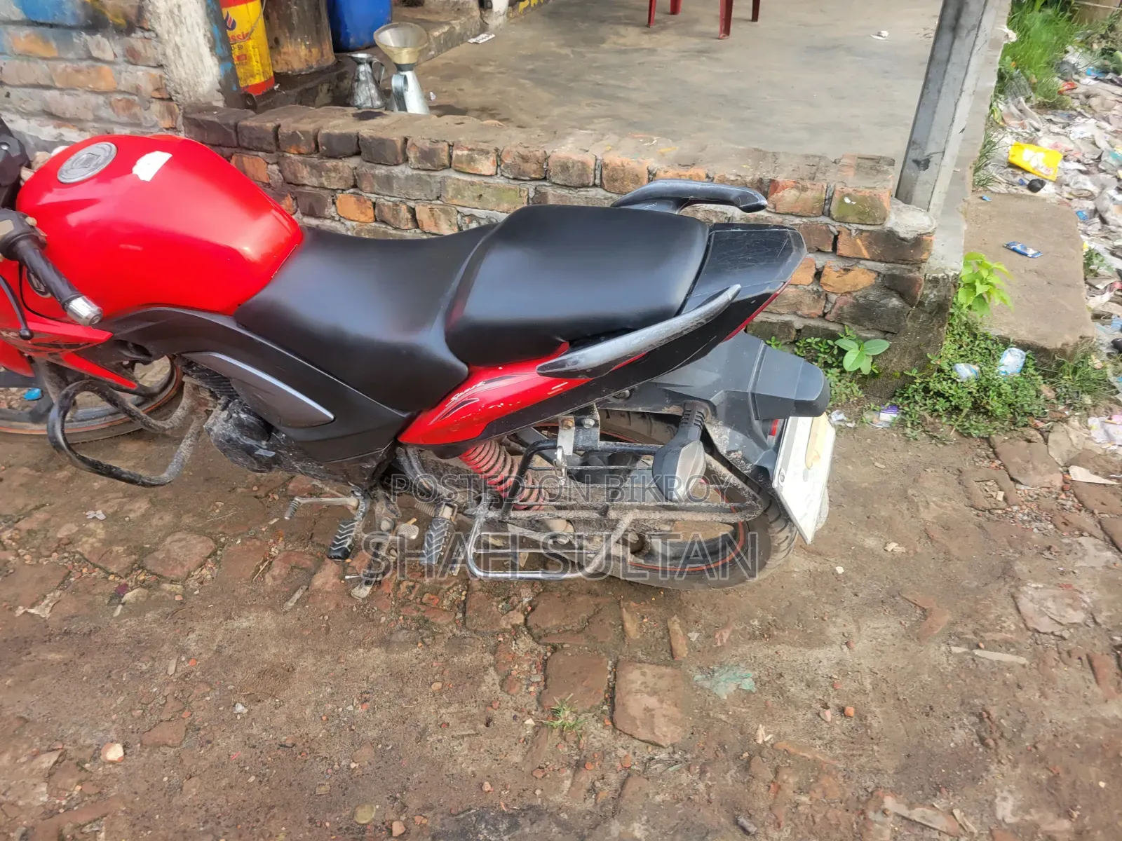 মোটরসাইকেল ২০১৯ লাল