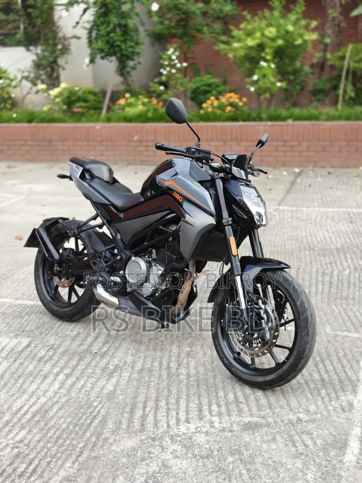CFMoto 250NK 2025 Black