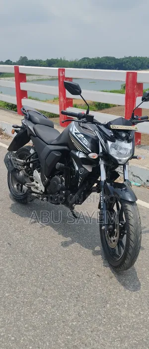 Yamaha FZS V2 2023 ব্ল্যাক