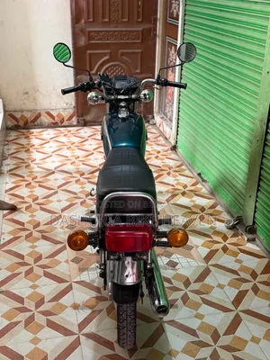Yamaha 1996