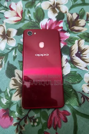 Oppo F7 64 GB Red
