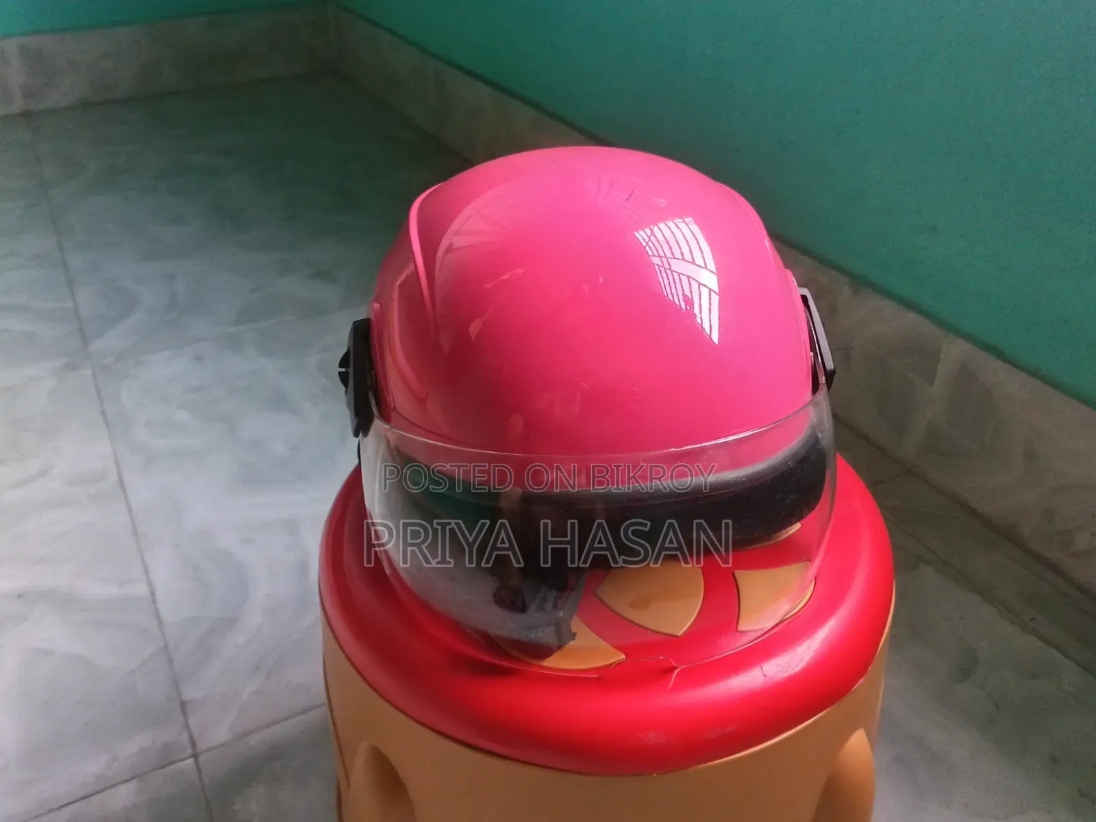 Lady Helmet