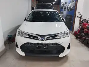 টয়োটা করোল্লা ফিল্ডার ১.৫ হাইব্রিড এফডব্লিউডি ২০২১ হোয়াইট