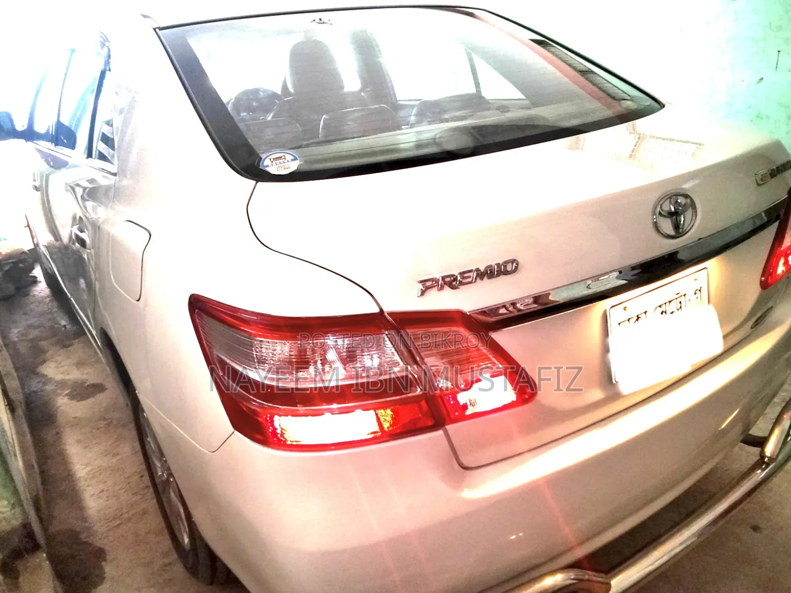 Toyota Premio 2012 Pearl