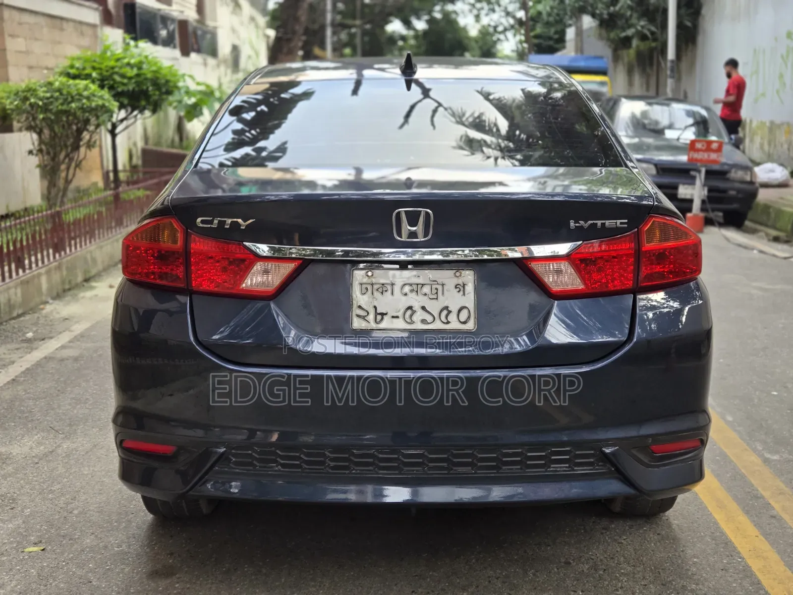হোন্ডা সিটি ২০১৮ নীল