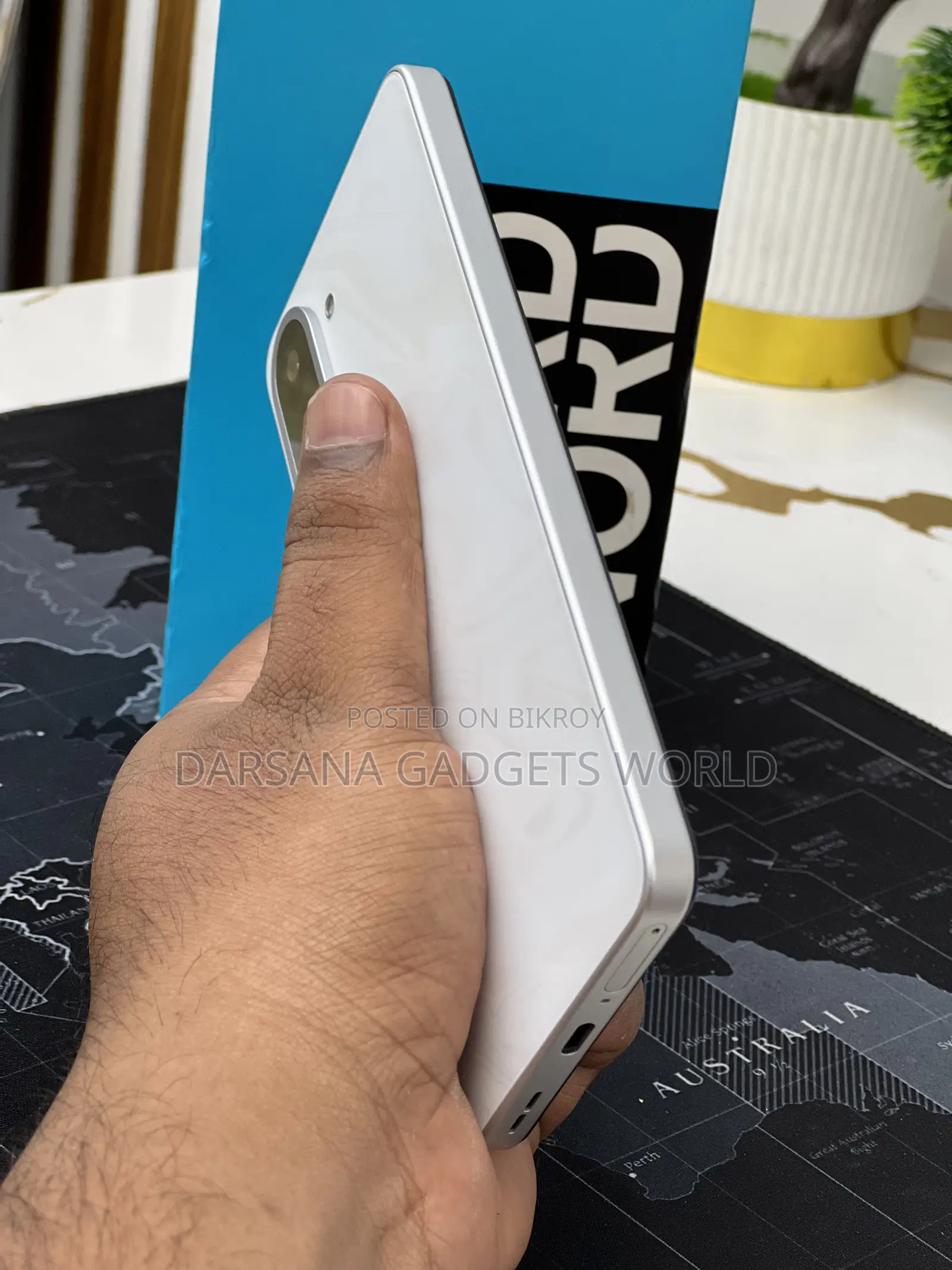 নতুন ওয়ানপ্লাস নর্ড সিই৫ ২৫৬ জিবি হোয়াইট