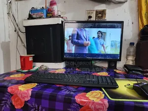 Desktop Computer 4GB Intel SSD 128GB