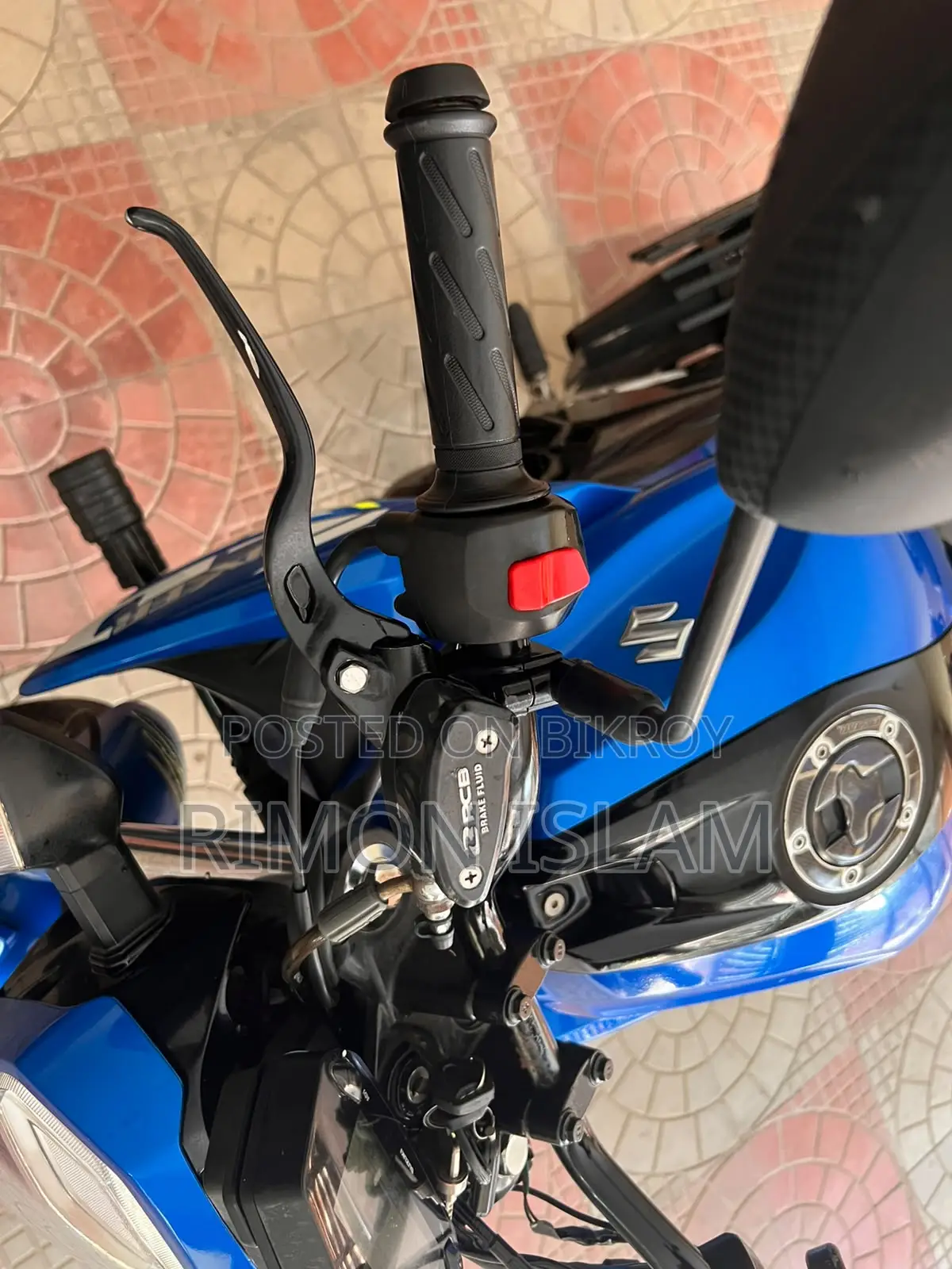 সুজুকি জিক্সার ২০২২ ব্লু