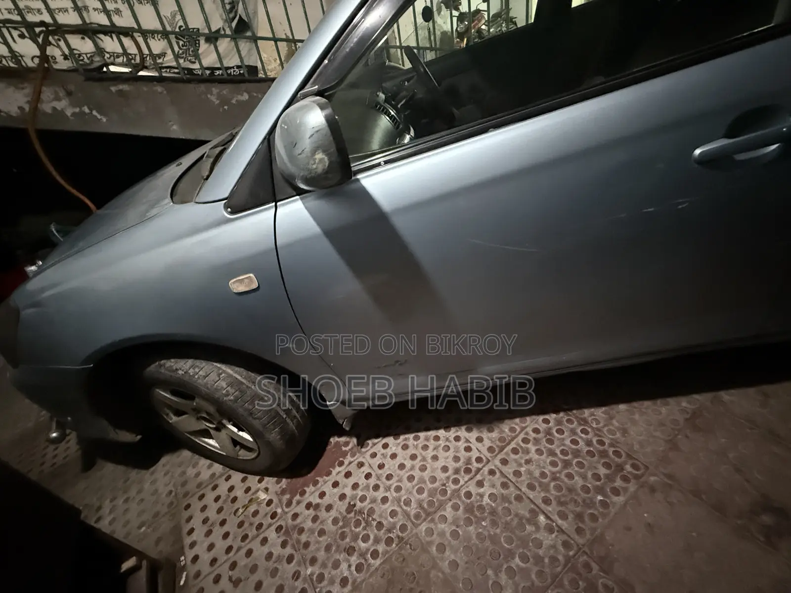 টয়োটা অ্যালিয়ন ২০০৩ নীল