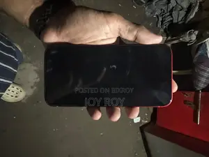 Apple iPhone 13 128 GB Red