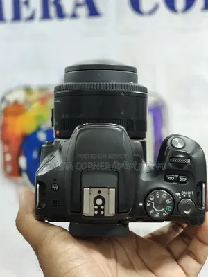Canon 200D+50mm Lens