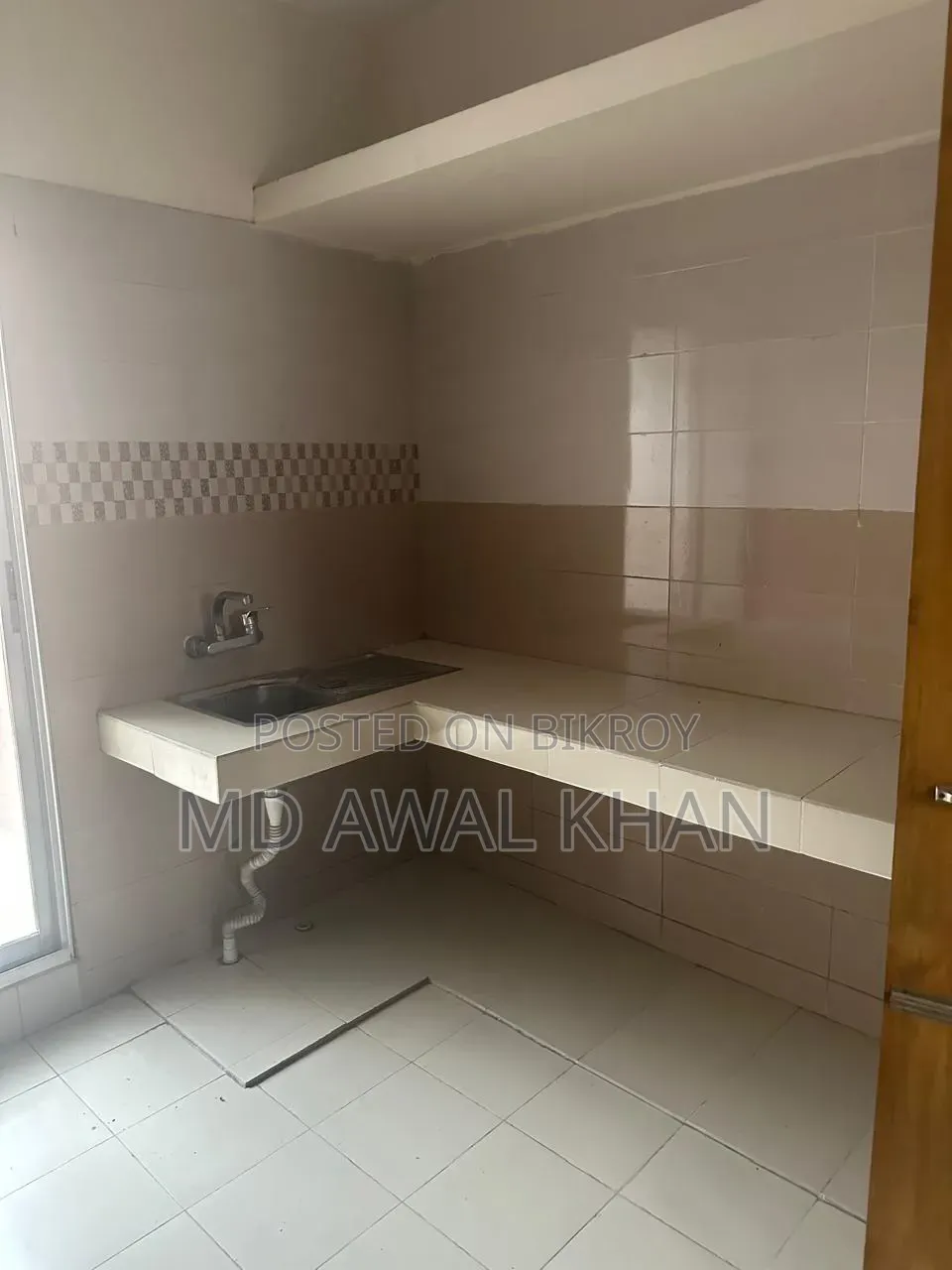 4 Bedroom Apartment in Dhanmondi for Sale