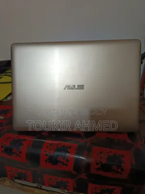 Laptop ASUS Vivobook 16 4GB Intel Core 3 HDD 1TB
