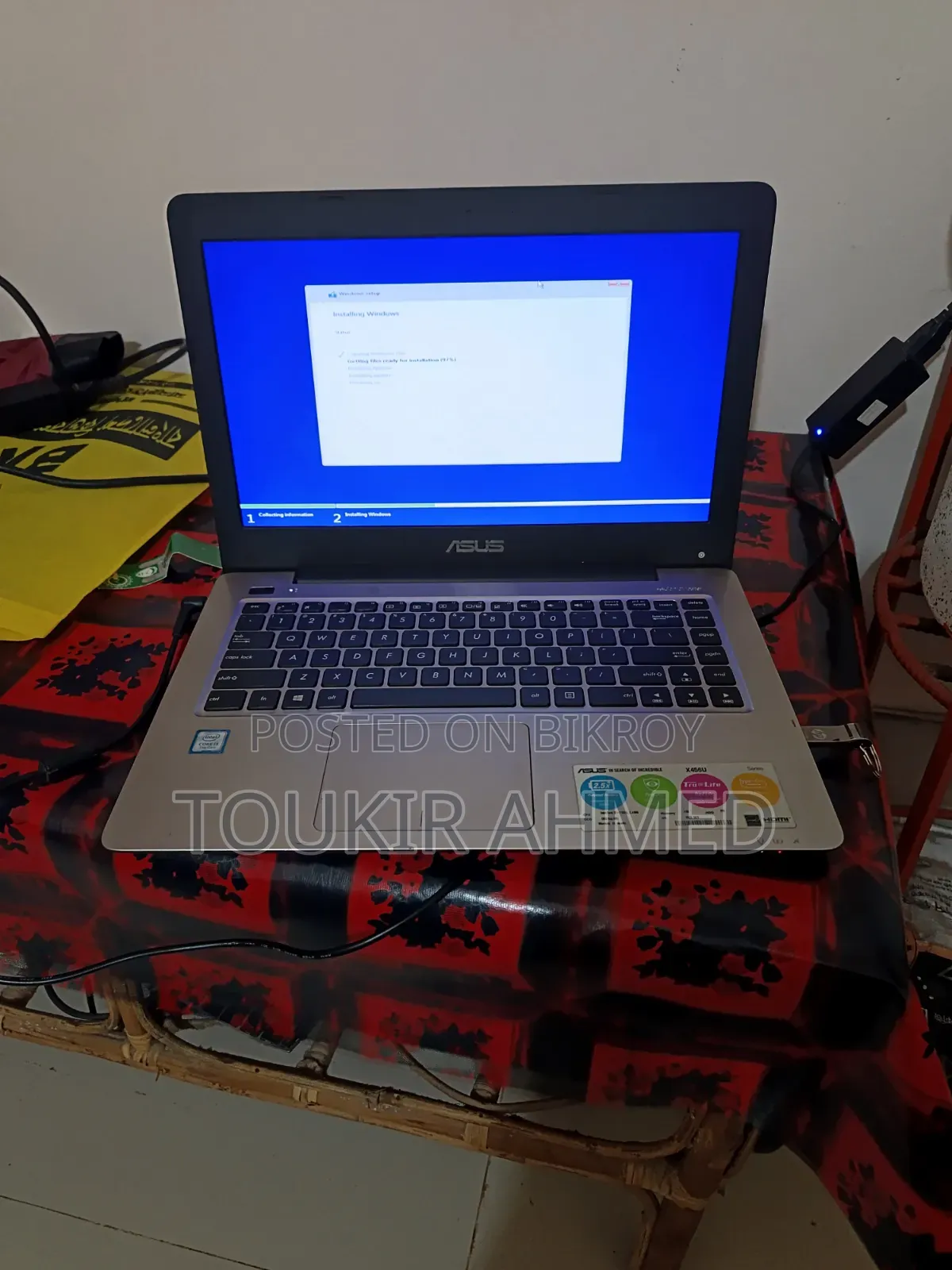 Laptop ASUS Vivobook 16 4GB Intel Core 3 HDD 1TB