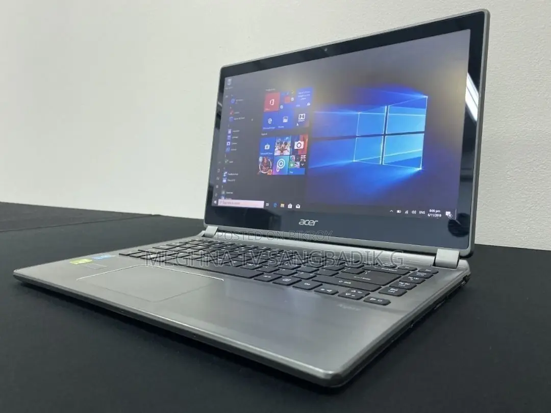 Acer Laptop 3GB RAM Intel SSD 256GB