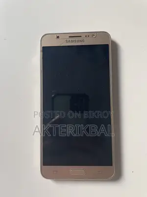 Samsung Galaxy J7 16 GB Silver