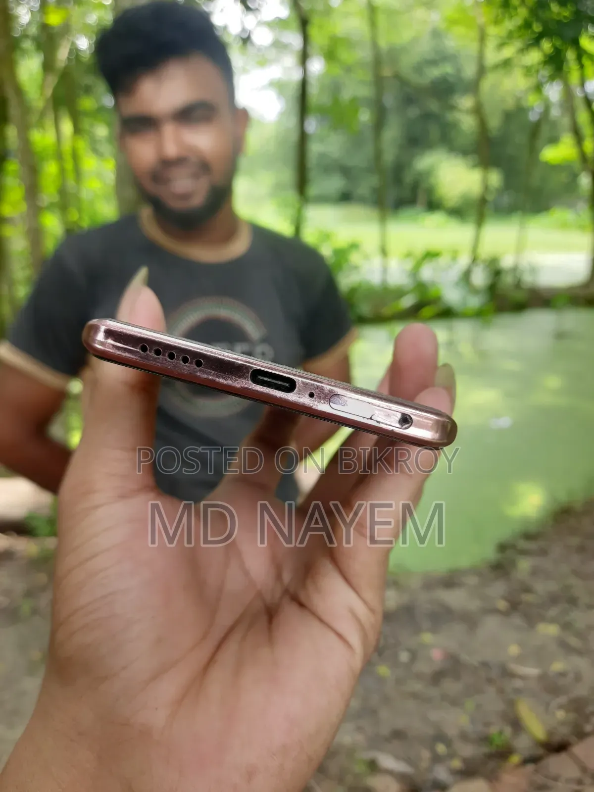 ভিভো ভি২৯ ৫জি ২৫৬ জিবি রোজ গোল্ড