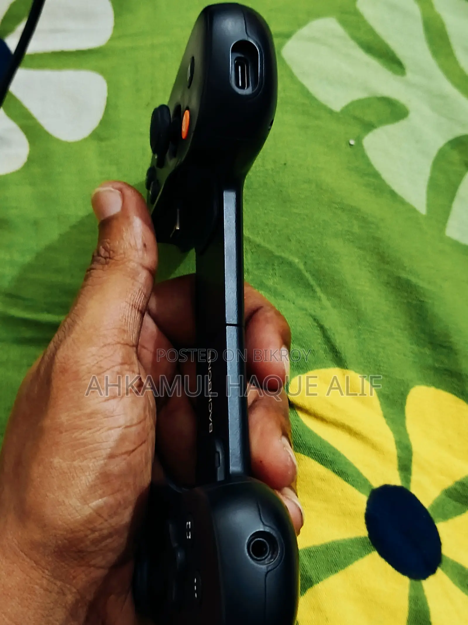 ব্যাকবোন গেমপ্যাড ওয়ান (টাইপ-সি)