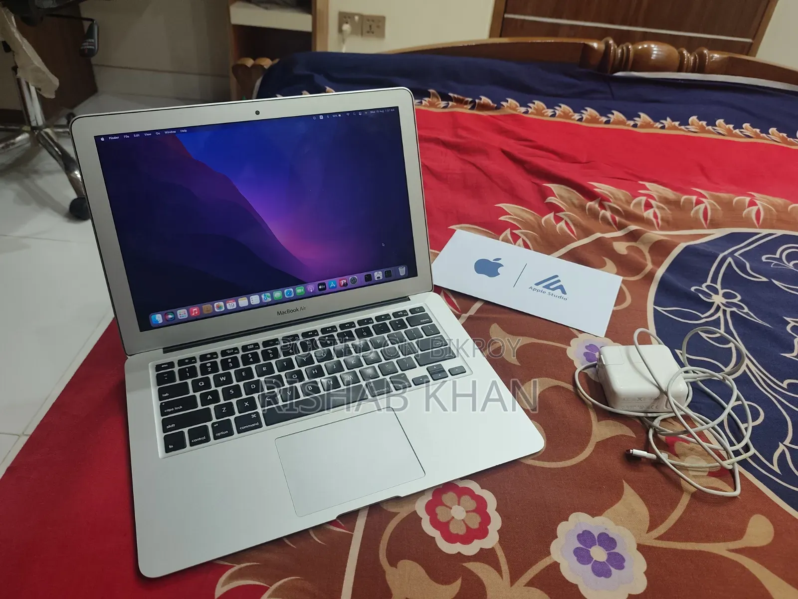 Apple MacBook Air 2017 8GB Intel Core i5 SSD 128GB Laptop