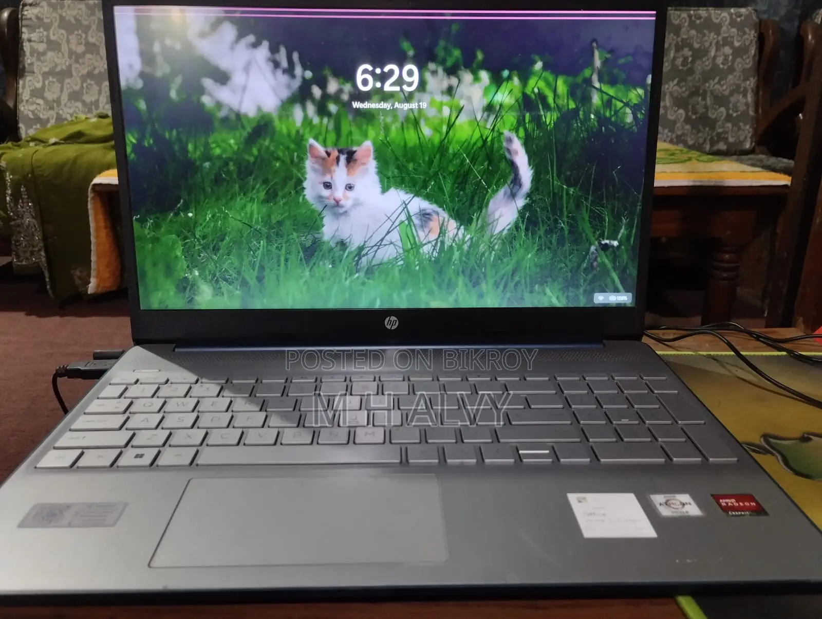 Laptop HP 15s 8GB AMD Ryzen SSD 256GB