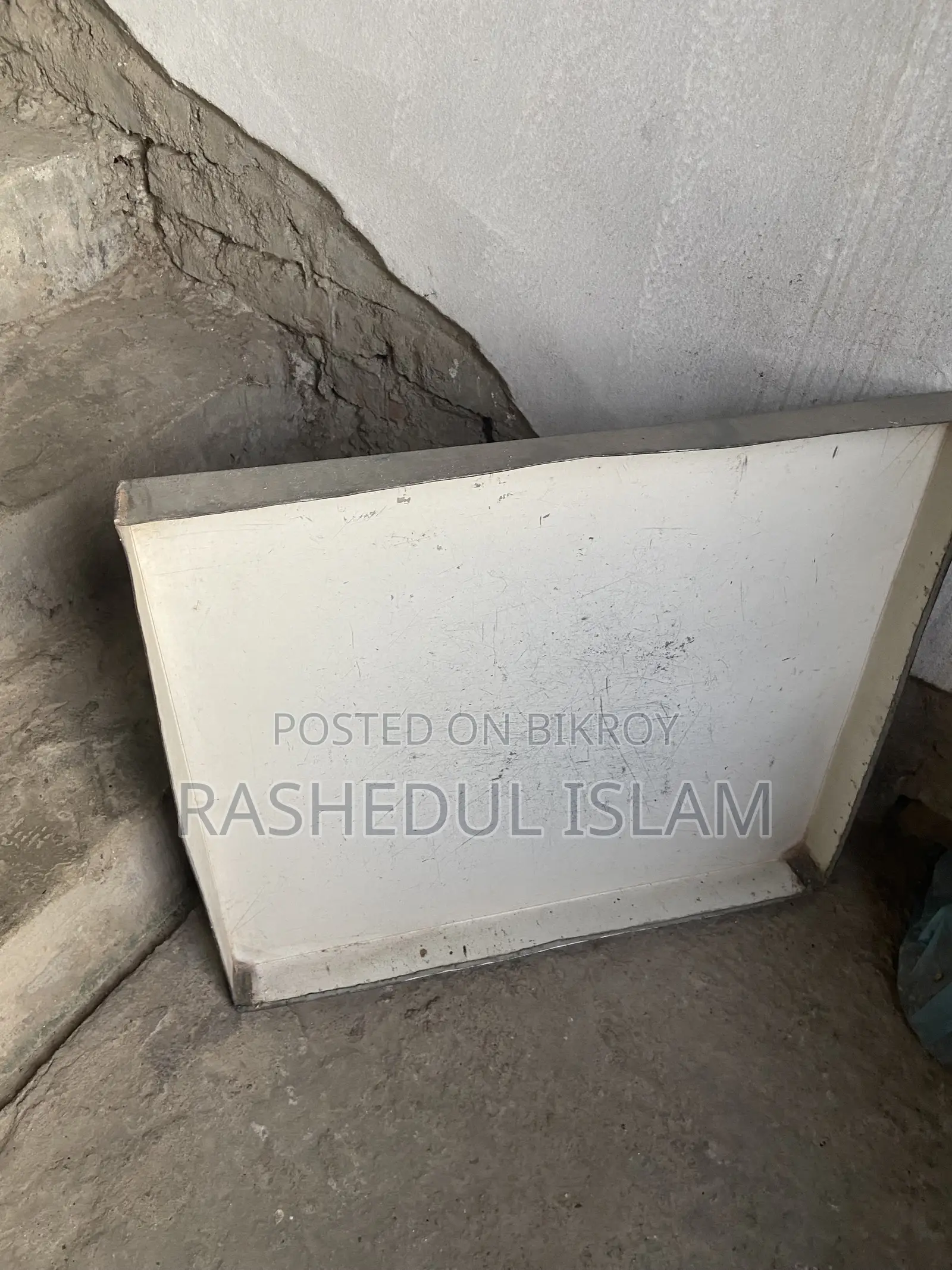 Pigeon Bath Tray and Water Pot