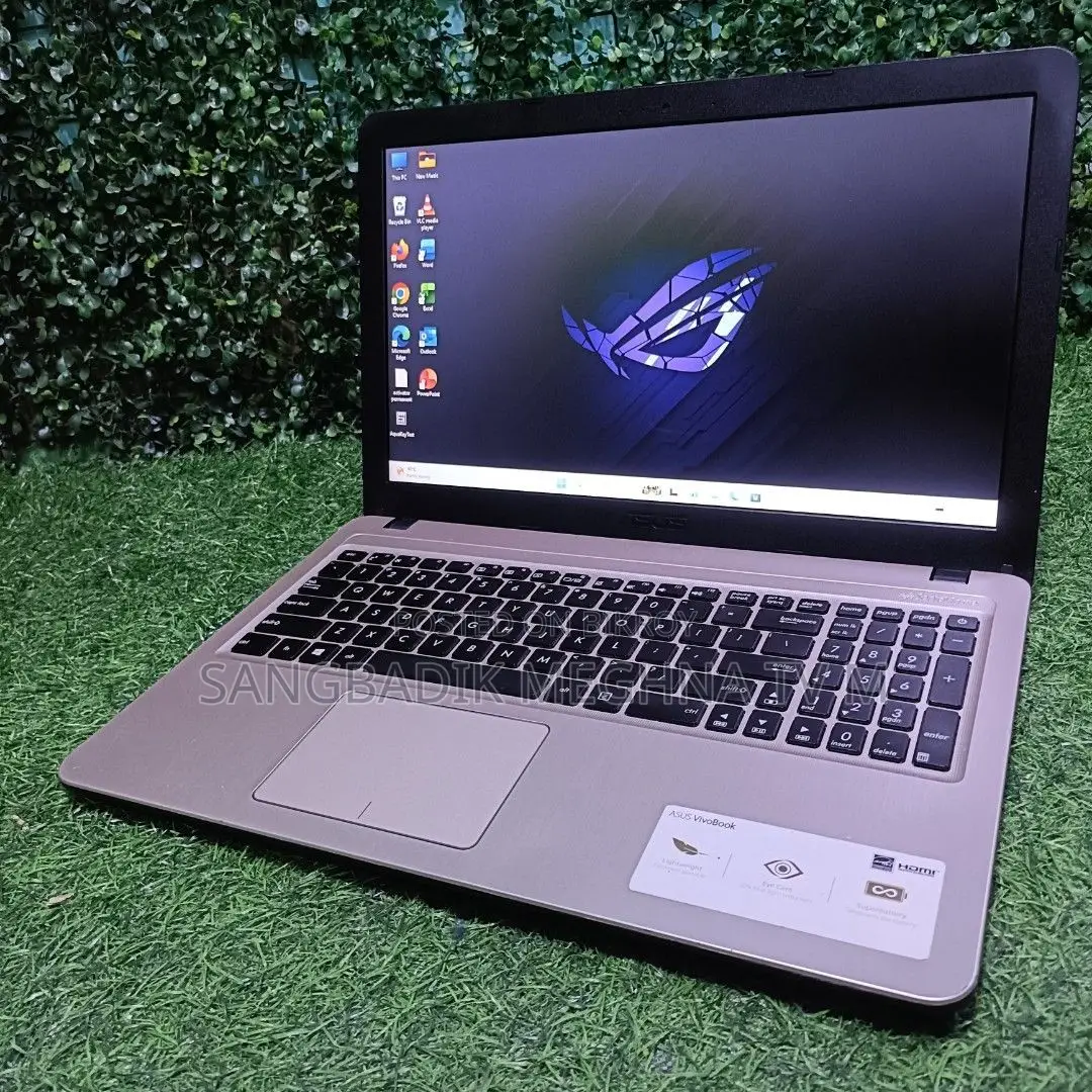 Laptop Asus 4GB Intel SSD 500GB