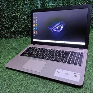 Laptop Asus 4GB Intel SSD 500GB