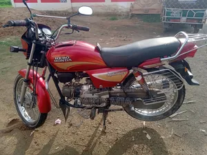 হিরো স্প্লেন্ডার প্লাস ২০০৪ রেড