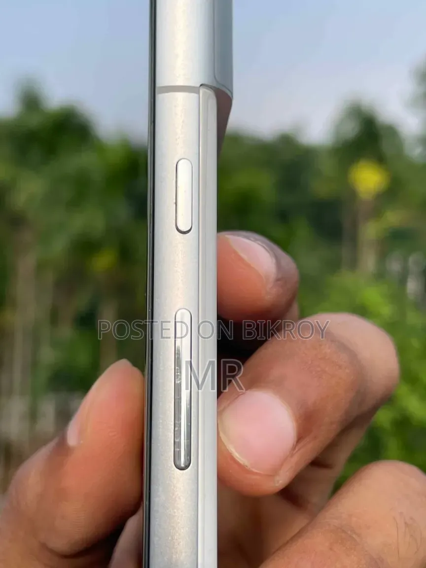 গুগল পিক্সেল ৭ ১২৮ জিবি হোয়াইট