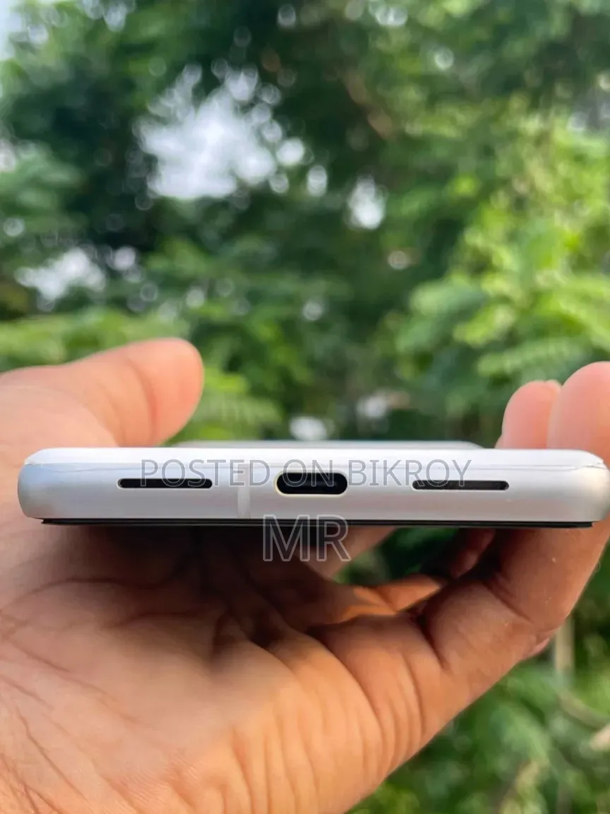 গুগল পিক্সেল ৭ ১২৮ জিবি হোয়াইট