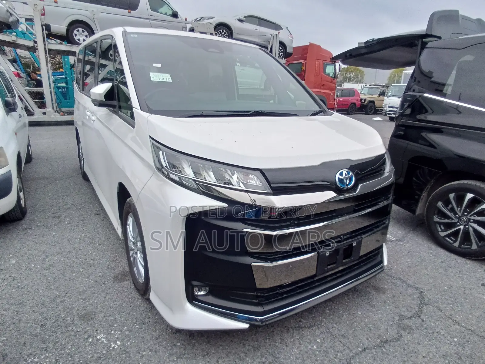 Toyota Noah 2023 Pearl