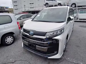 Toyota Noah 2023 Pearl