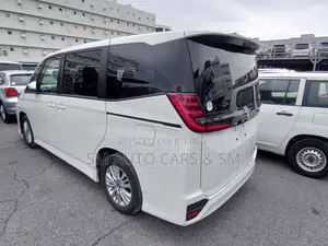 Toyota Noah 2023 Pearl