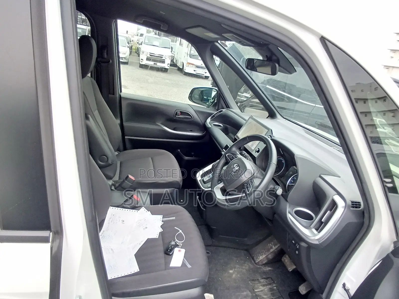Toyota Noah 2023 Pearl