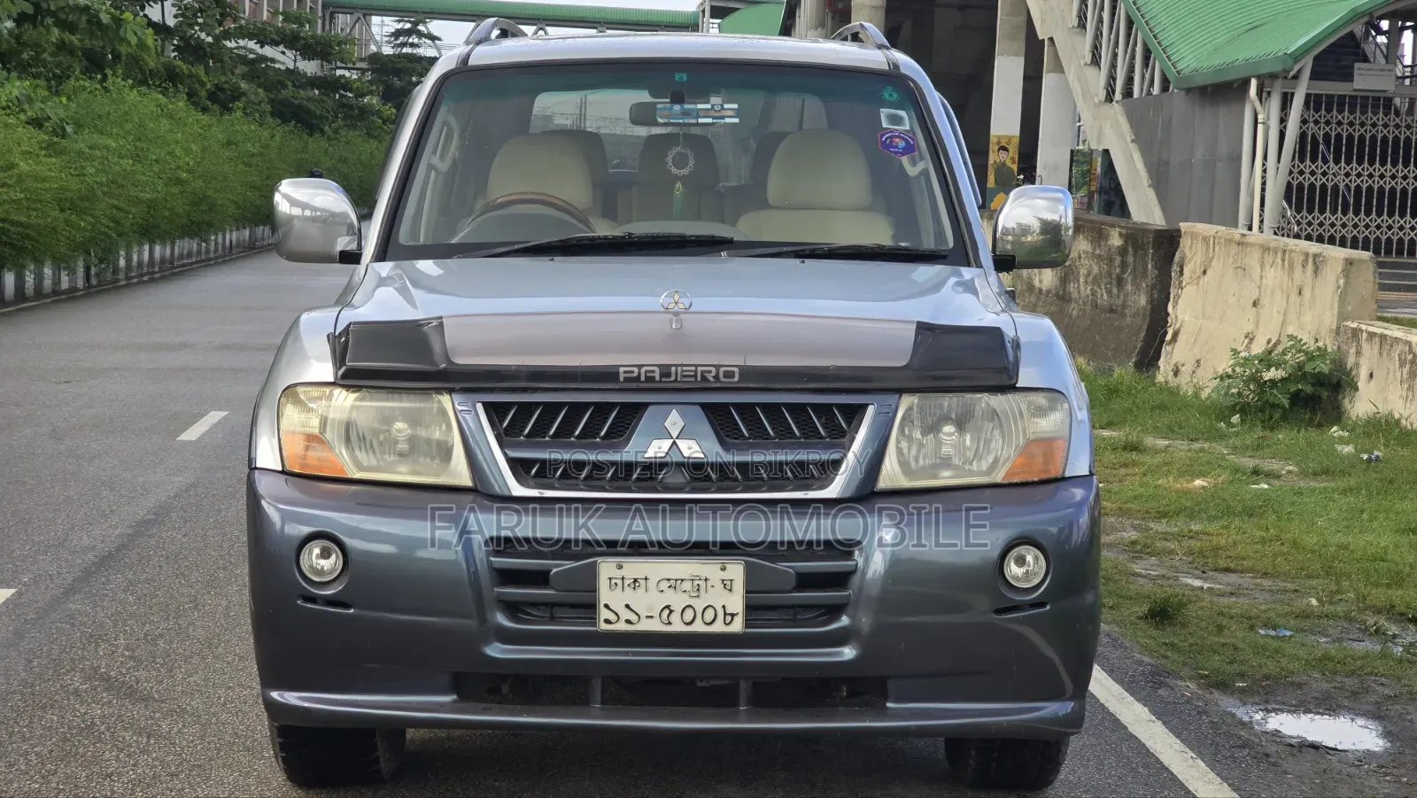 Mitsubishi Pajero 2003 Silver