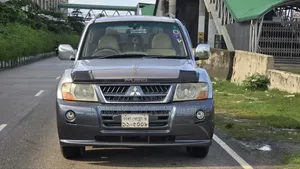 Mitsubishi Pajero 2003 Silver