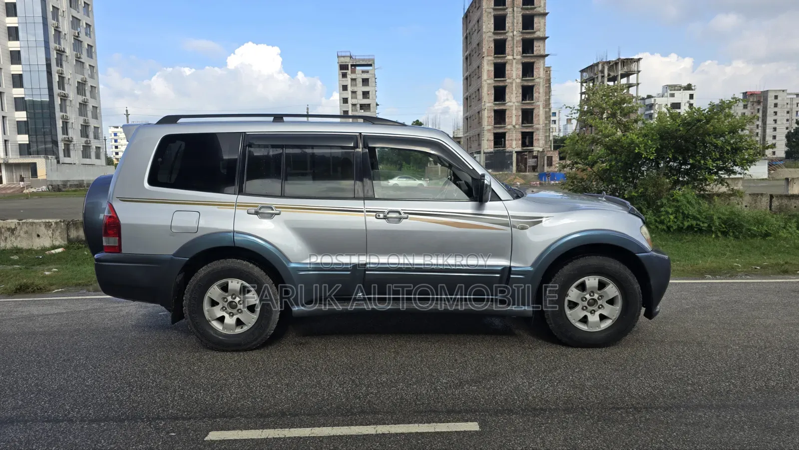 Mitsubishi Pajero 2003 Silver