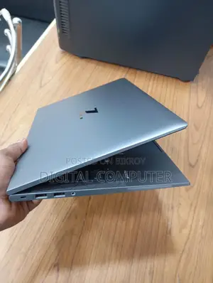 Laptop HP ZBook Firefly G8 16GB Intel Core I5 SSD 512GB
